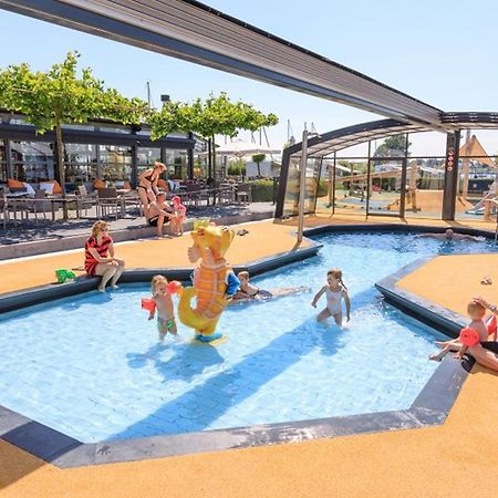 Chalet Op 5* Camping De Paardekreek Kortgene Exteriér fotografie