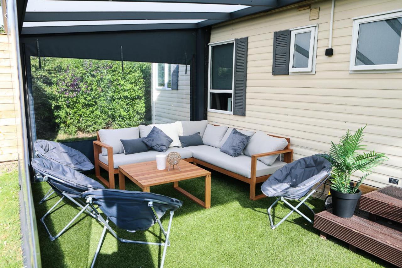 Chalet Op 5* Camping De Paardekreek Kortgene Exteriér fotografie