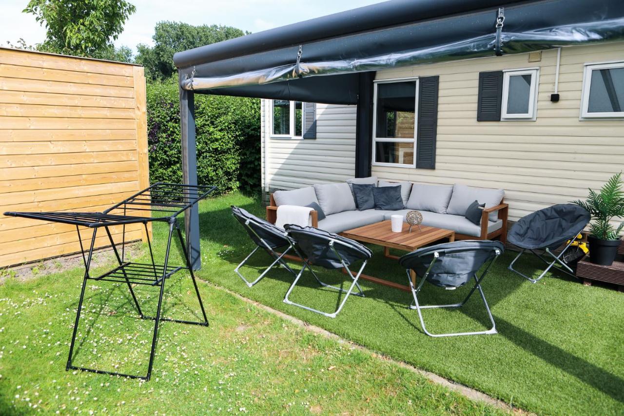 Chalet Op 5* Camping De Paardekreek Kortgene Exteriér fotografie