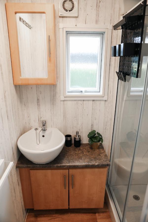 Chalet Op 5* Camping De Paardekreek Kortgene Exteriér fotografie